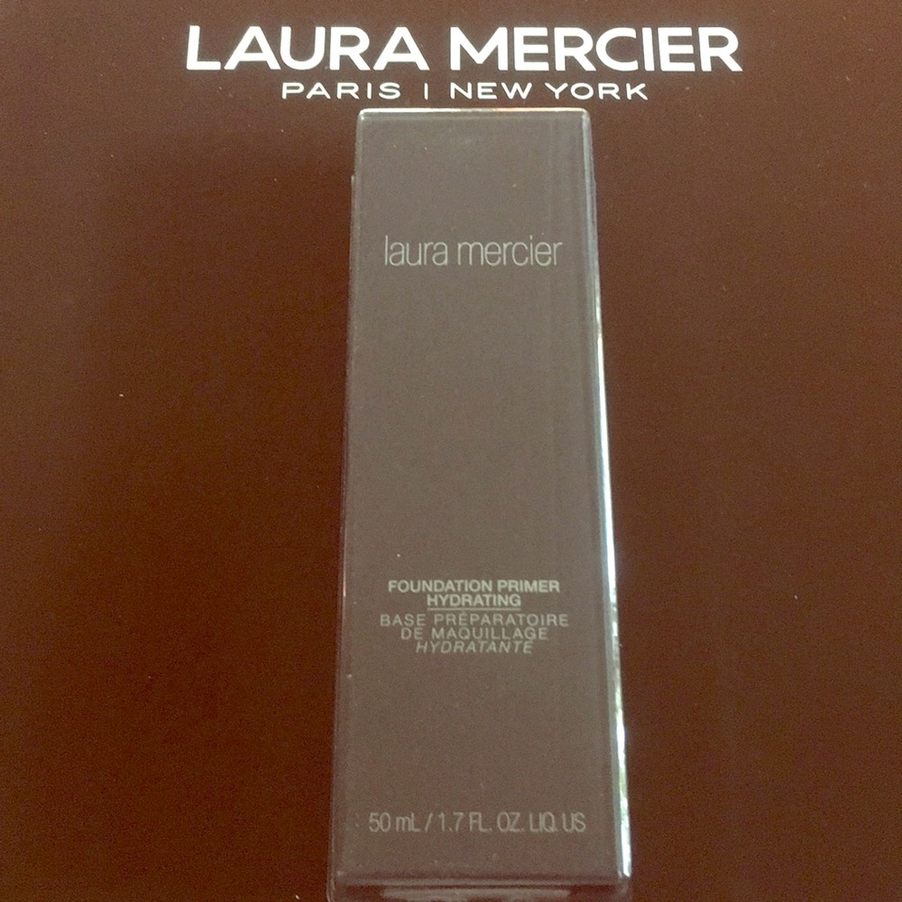 Laura Mercier. ***** BRAND NEW PACKAGE *****